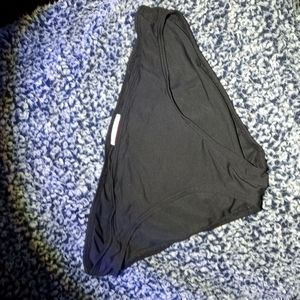 👙 2/$15 bikini bottoms